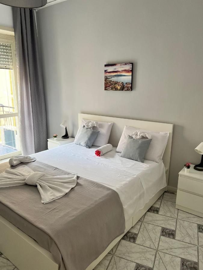 We' Home Неаполь Экстерьер фото