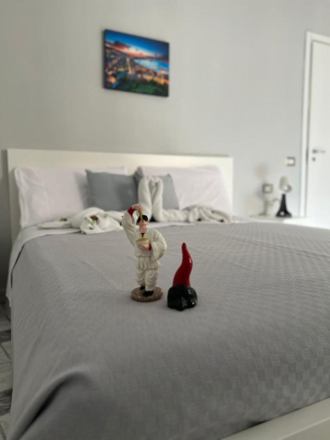 We' Home Неаполь Экстерьер фото